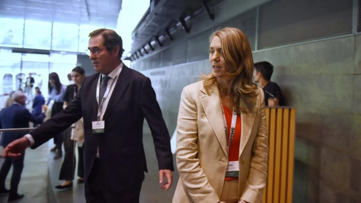 CEOE y Cepyme alertan sobre el continuo sufrimiento de las PYMES a pesar de la caída del desempleo