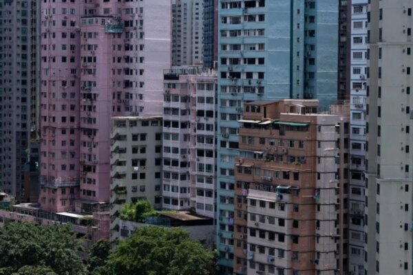 Descubre cómo disfrutar de Hong Kong mientras esperas tu habitación: Guía para un día perfecto