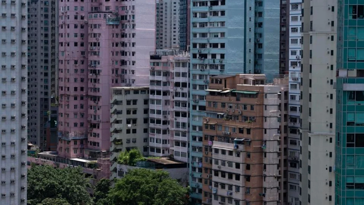 Descubre cómo disfrutar de Hong Kong mientras esperas tu habitación: Guía para un día perfecto