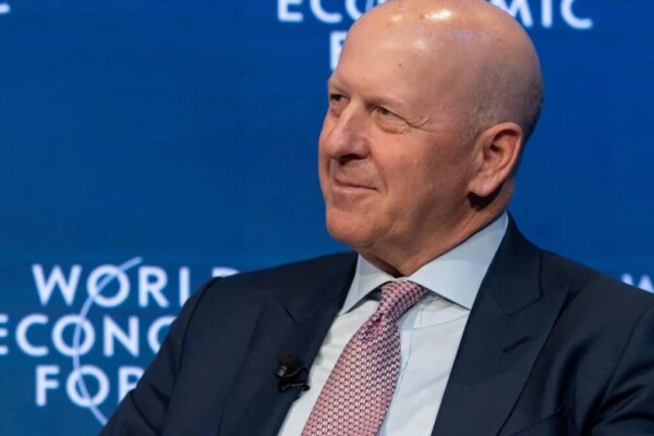 Goldman Sachs Optimista: CEO Prevée Crecimiento Económico Sólido en EE. UU. Hasta 2026