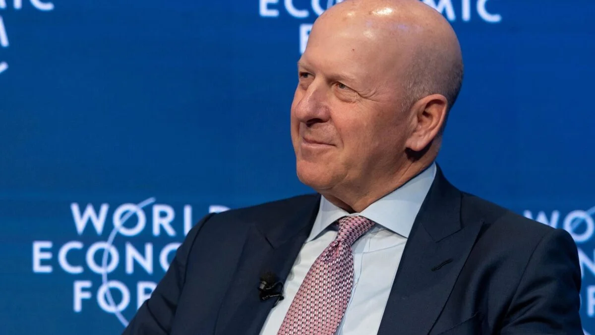 Goldman Sachs Optimista: CEO Prevée Crecimiento Económico Sólido en EE. UU. Hasta 2026