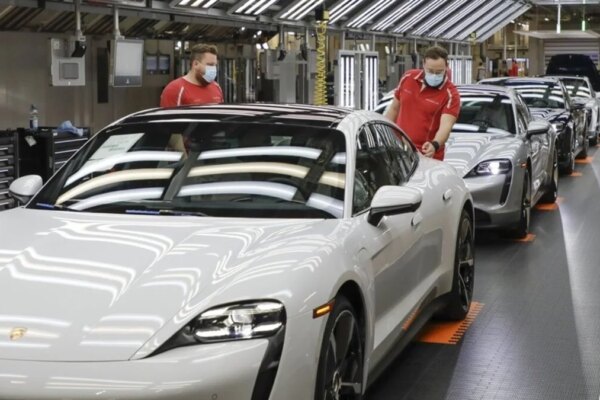 Caída Continua: Pedidos Industriales en Alemania Descienden un 0,8% en Agosto y Marcan Cuatro Meses en Números Rojos