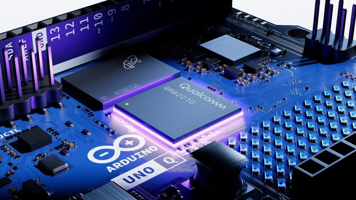 Qualcomm Se Adentra en el Futuro: Adquiere Arduino y Lanza Ordenador IA para Innovaciones en Visión y Sonido