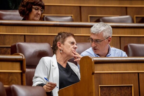 El PSOE Respaldará la Iniciativa de Bildu para Sancionar Pisos Turísticos Ilegales, Con la Clave de Junts