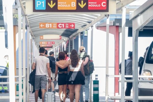 Consumidores Europeos Critican a Bruselas por Favorecer a Aerolíneas en el Caso de España