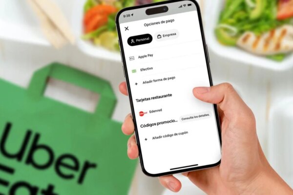 Uber Eats Barcelona Bajo la Lupa: Investigación Laboral sobre Prácticas de Contratación