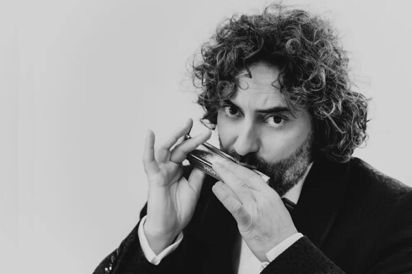 Antonio Serrano: Reconocido como Mejor Músico Actual del Año 2025 con el Premio Nacional