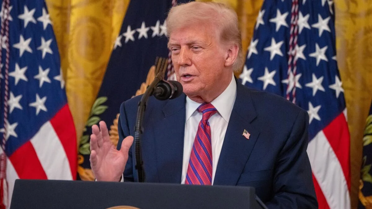 El Eurogrupo Advierte: El Apoyo de Trump a las 'Stablecoins' Acelera la Necesidad del Euro Digital