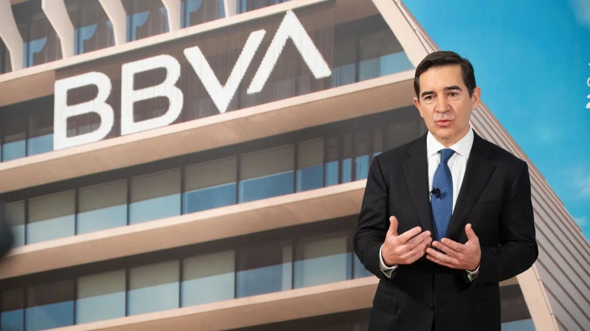 Torres Confía en que BBVA Alcanzará Más del 50% en la OPA de Sabadell