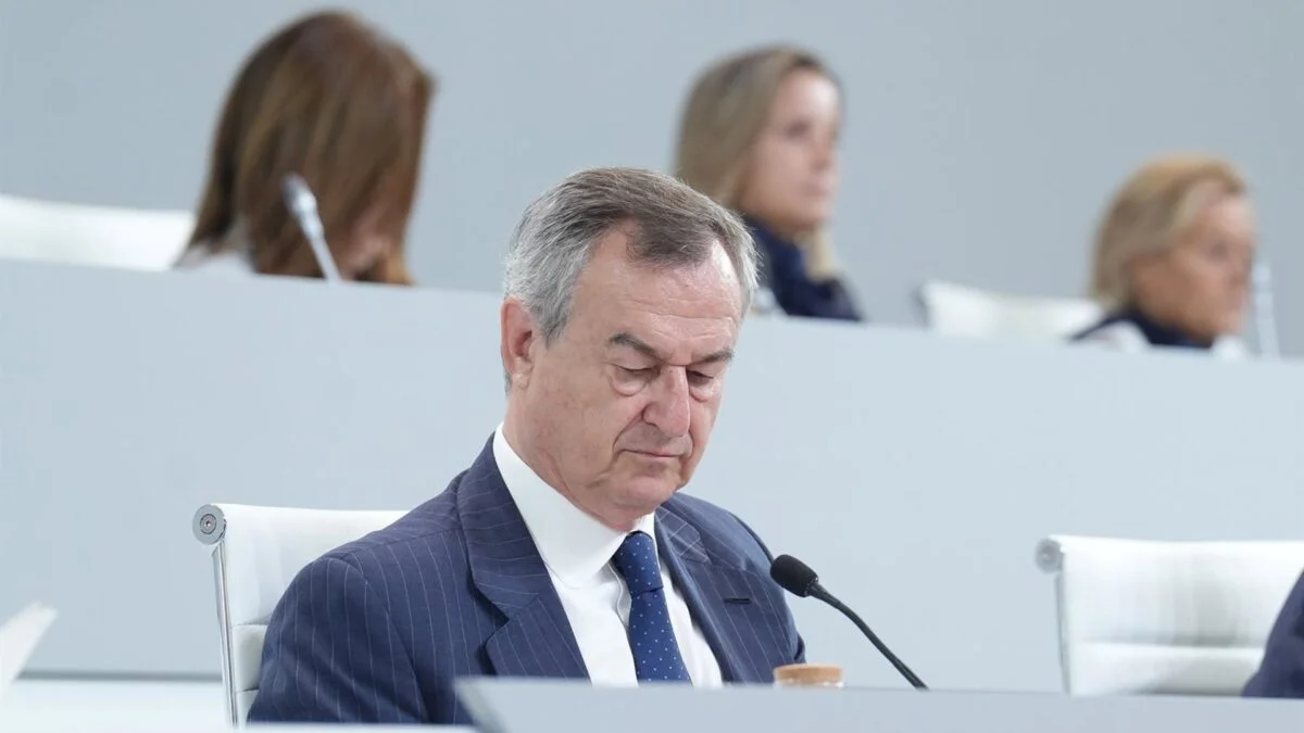 González-Bueno de Sabadell anticipa que la OPA de BBVA será aceptada por un 30% de los accionistas