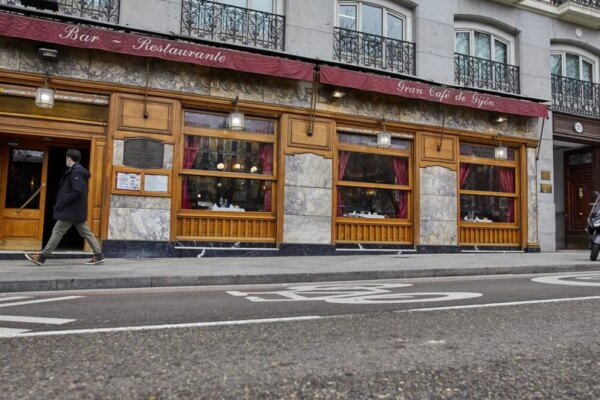Grupo Cappuccino Se Adueña del Legendario Café Gijón: Un Ícono Cultural de Madrid Renace