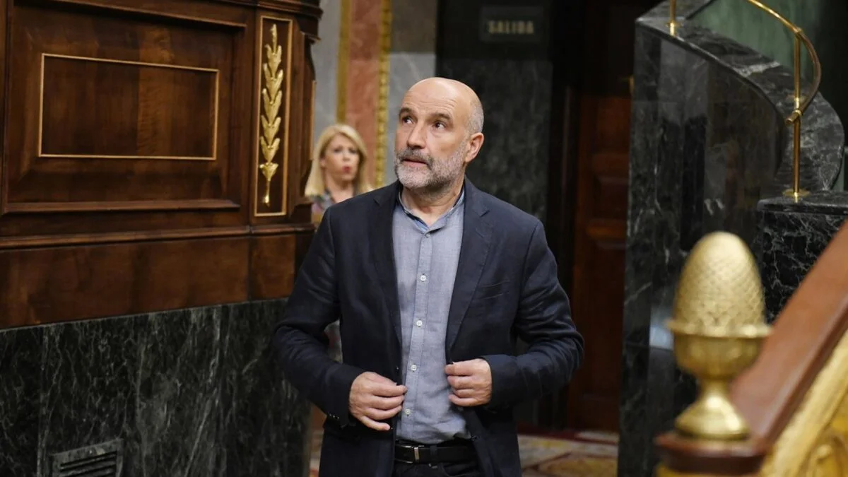 El Congreso Analiza el Martes Propuesta del BNG para Implementar una Jornada Laboral de 35 Horas