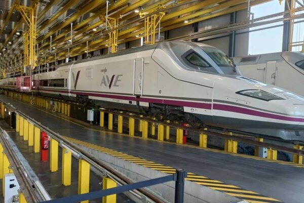 Interrumpidos los Trenes del Corredor Mediterráneo entre Barcelona y Valencia: Lo Que Debes Saber