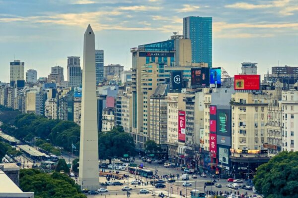 España: El Nuevo Epicentro Europeo para las Inversiones de Buenos Aires