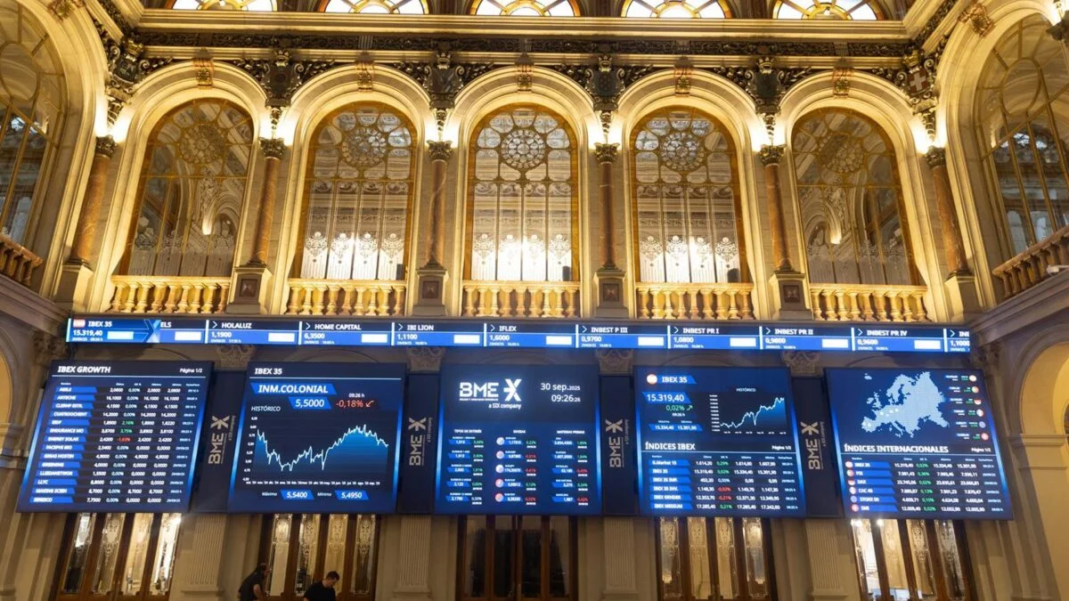 El Ibex 35 Avanza un 0,42% y Consolida su Posición en 15,540 Puntos