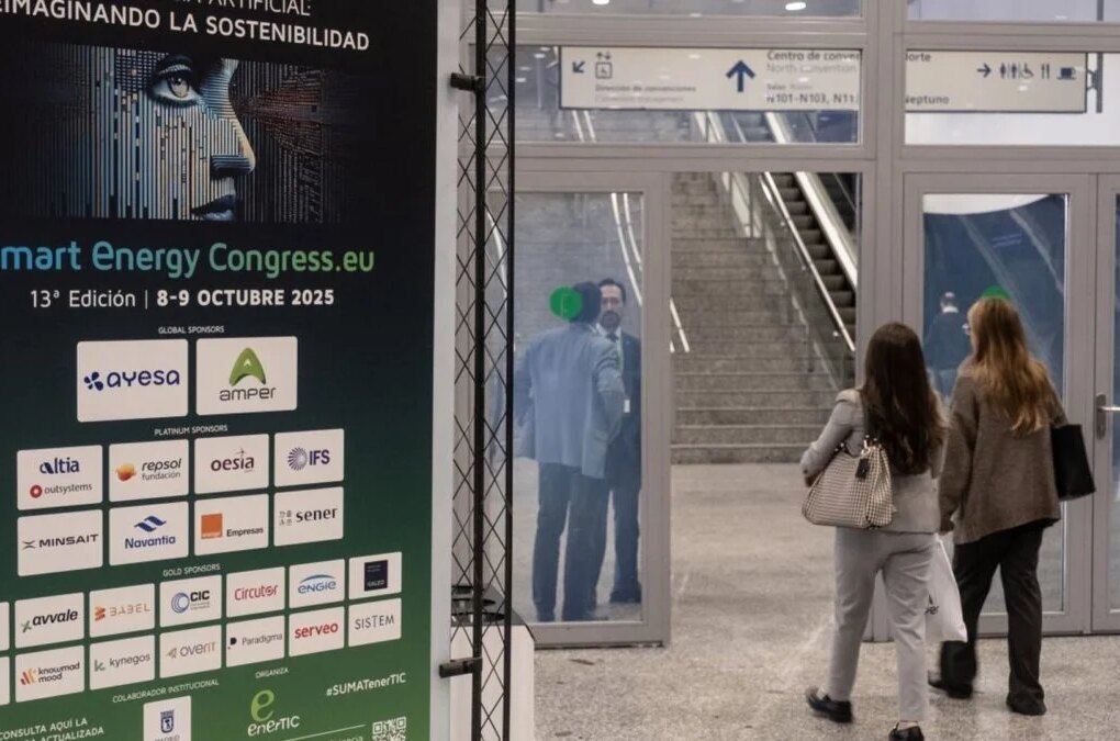 Más de 2,000 Asistentes Brillan en el Smart Energy Congress & Expo 2025: La IA Pionera en Sostenibilidad
