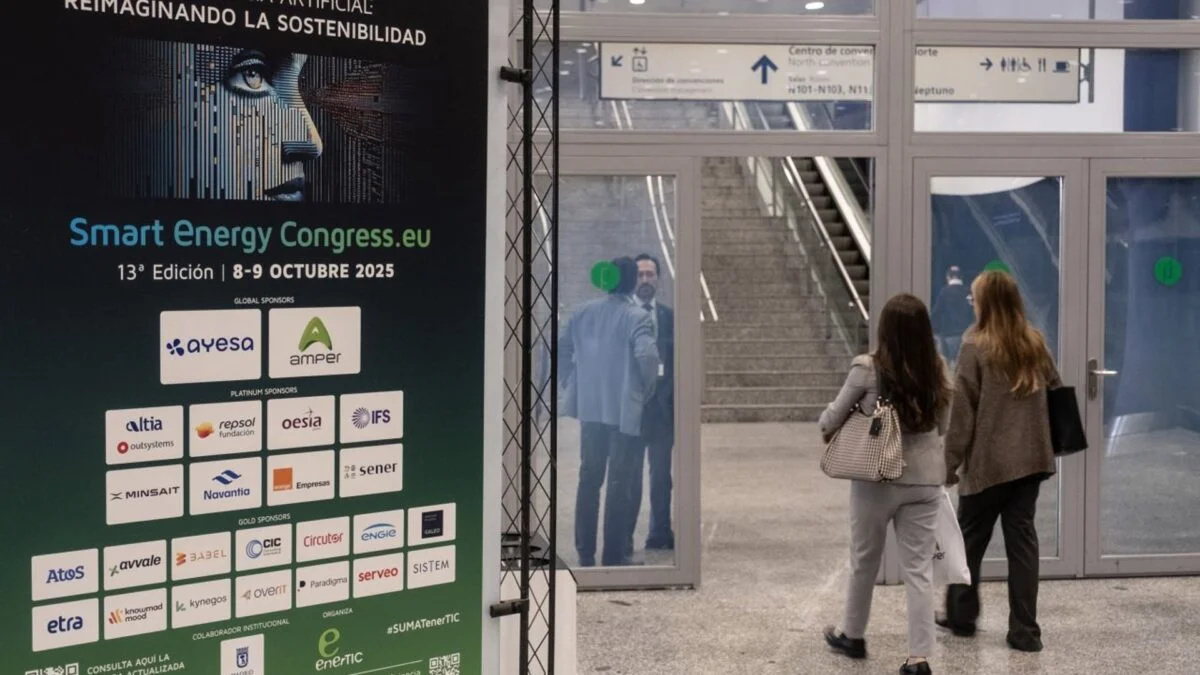 Más de 2,000 Asistentes Brillan en el Smart Energy Congress & Expo 2025: La IA Pionera en Sostenibilidad