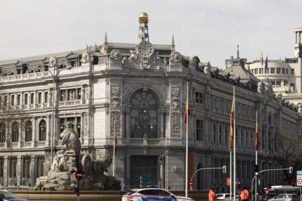 "Banca Española Eleva su Deuda con el BCE a 88 Millones de Euros en Septiembre"