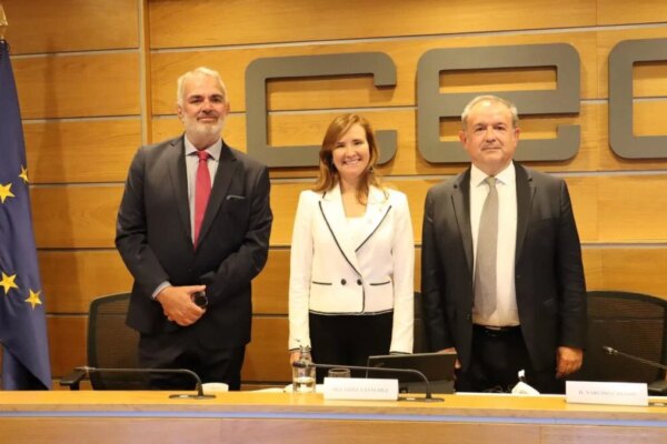 El BCIE: Pilar en la Inversión de Desarrollo en Centroamérica, Aportando el 50% de los Fondos en 20 Años