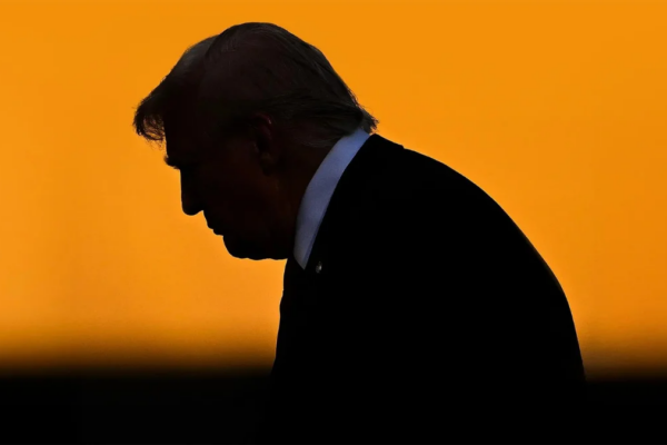 El Misterio Financiero de los Trump: ¿Cuánto Dinero Realmente Están Generando?