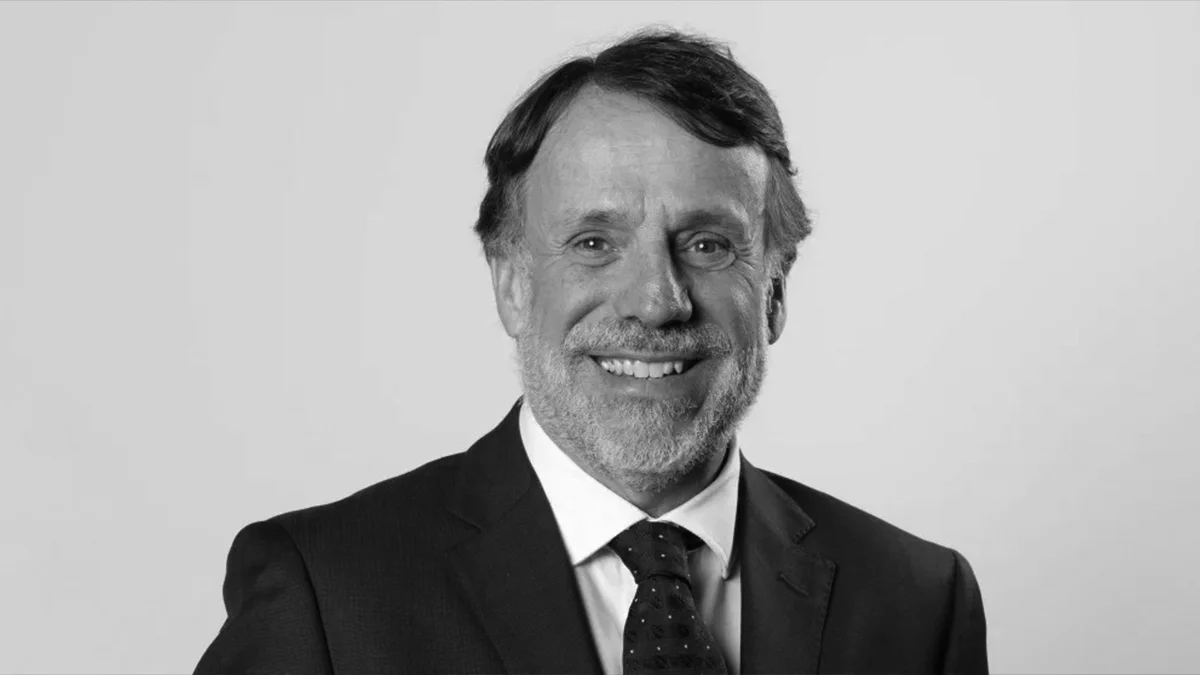 José Creuheras Lidera el Premio Planeta 2025: Un Hito Literario en la Entrega de este Miércoles