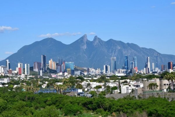 Iberia Anuncia Nuevas Rutas: Vuelos a Monterrey Comenzarán en Junio de 2024