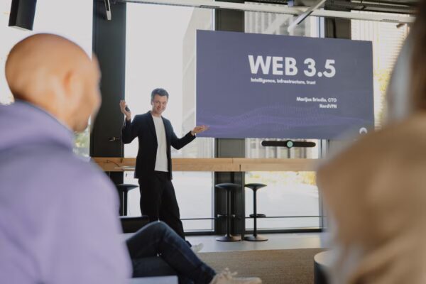 IA y Web 3.5: La Conexión que Transformará el Futuro Tecnológico