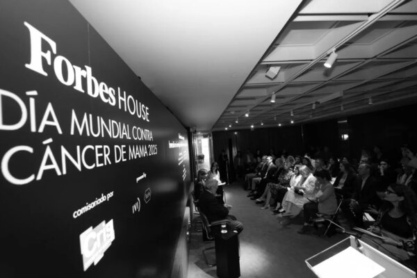 Participa en la Conmemoración del Día Mundial contra el Cáncer: Actualizaciones en Vivo desde Forbes House