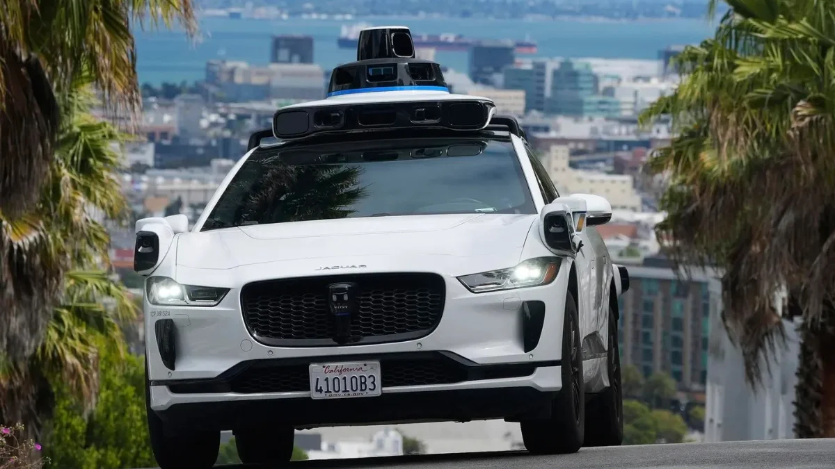 Waymo Anuncia Londres como su Primer Destino Internacional para el Servicio de Robotaxis