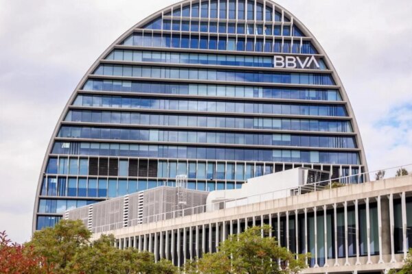 BBVA Registra un Aumento Sorprendente en Wall Street tras Fracaso de OPA por Sabadell