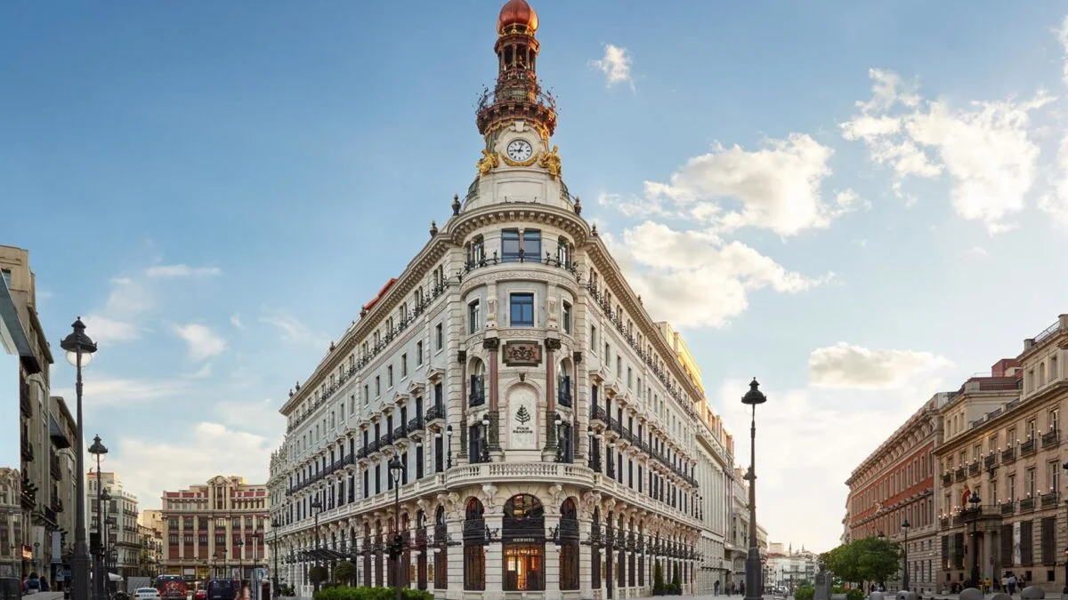 OHLA y Mohari Sellan Alianza Estratégica para Transformar el Complejo Canalejas en Madrid