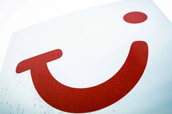 TUI Cancela Anticipadamente Bonos Convertibles de 2021: Implicaciones y Beneficios para la Empresa