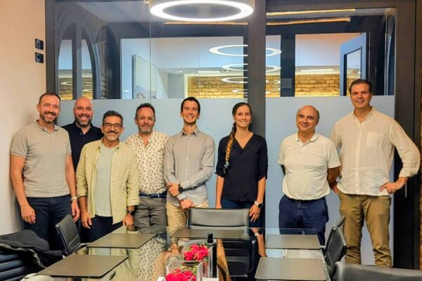 SHINEPHI Asegura un Millón de Euros en Nueva Ronda de Inversión