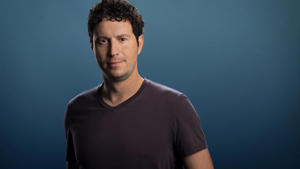 Daniel Nadler, fundador de OpenEvidence, alcanza una valorización de $1,300 millones en su innovadora startup