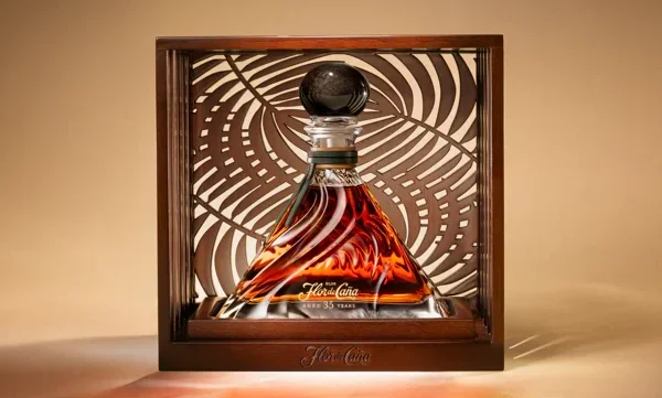 Descubre el Ron de Lujo de 35 Años de Flor de Caña: Una Joyita para los Amantes del Destilado