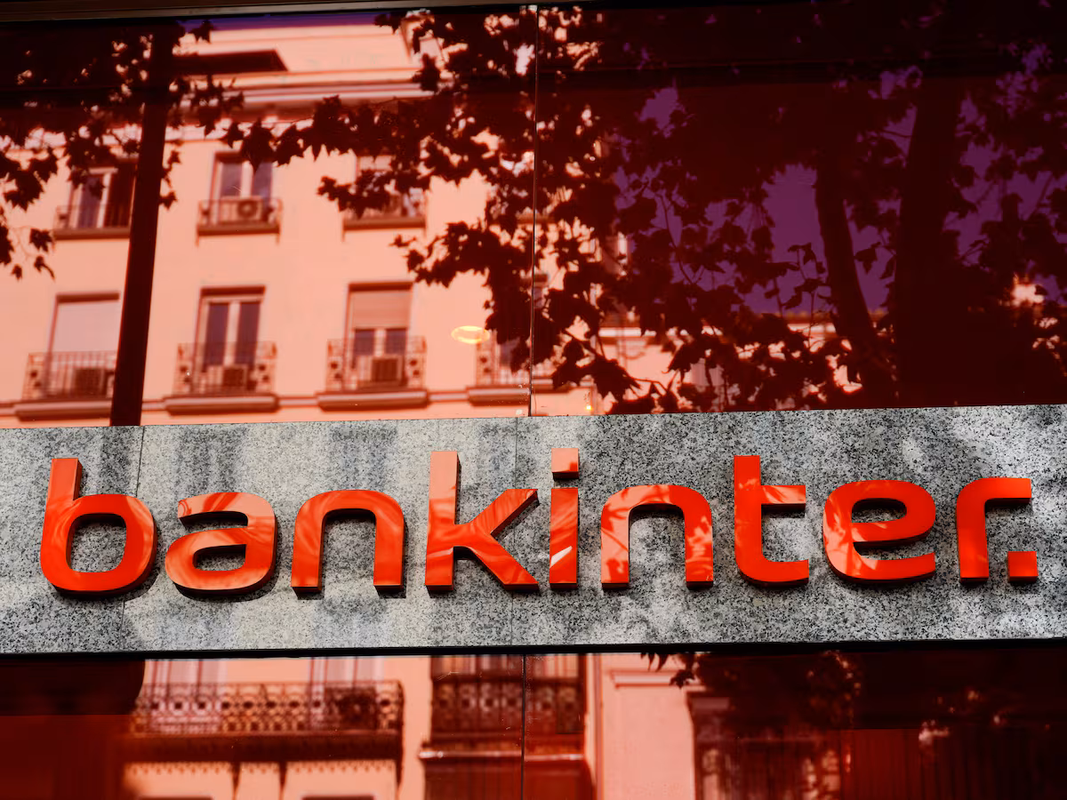 Bankinter registra un incremento del 11% en sus ganancias, alcanzando 812 millones hasta septiembre