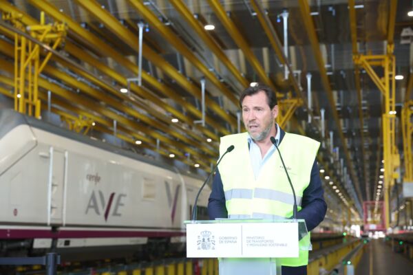 Renfe destina 1.000 millones para modernizar talleres y reducir incidencias en trenes hasta 2030