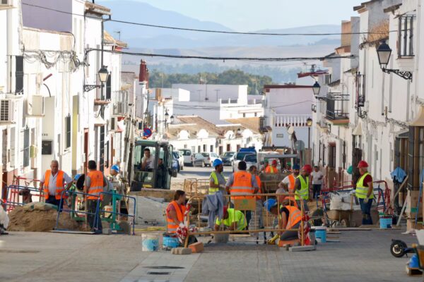 Aumento del desempleo al 10,4% en el tercer trimestre, a pesar de un máximo histórico en la ocupación