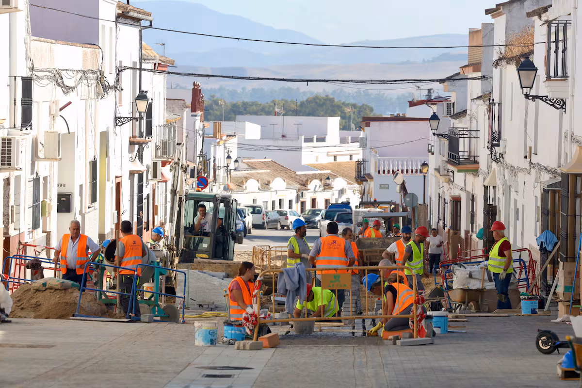 Aumento del desempleo al 10,4% en el tercer trimestre, a pesar de un máximo histórico en la ocupación