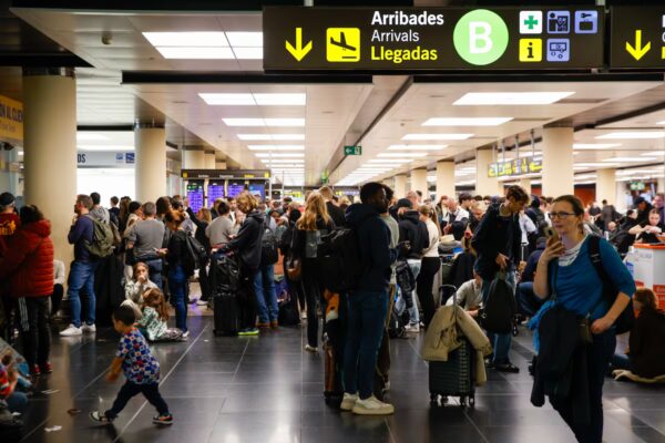 Mercados Emergentes: China, Turquía, Emiratos y Brasil Impulsan el Crecimiento de Aena esta Temporada Invernal