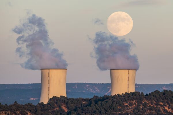 Resurgimiento de la Energía Nuclear: El Nuevo Interés por el Poder del Átomo