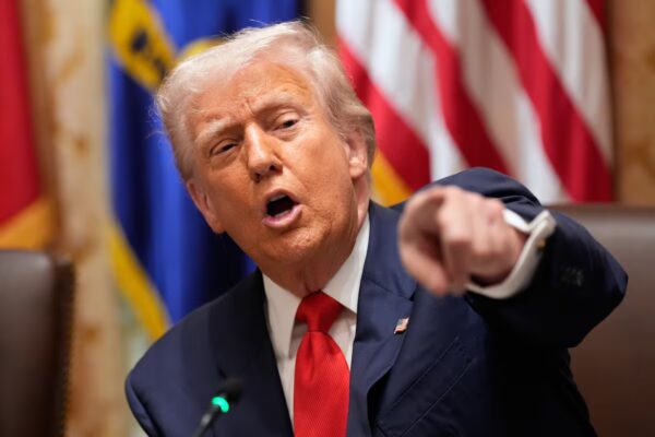 El presidente que mezcla estrategia y diplomacia como si jugara al Monopoly