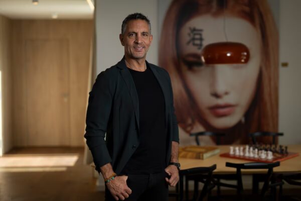 El Magnate Inmobiliario Mauricio Umansky Habla Sobre el Futuro del Lujo: 'El Bienestar y la Longevidad son la Nueva Moda'