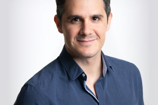 Nexthink, cofundada por Pedro Bados, atrae a Vista Equity Partners con una valoración de $3,000 millones