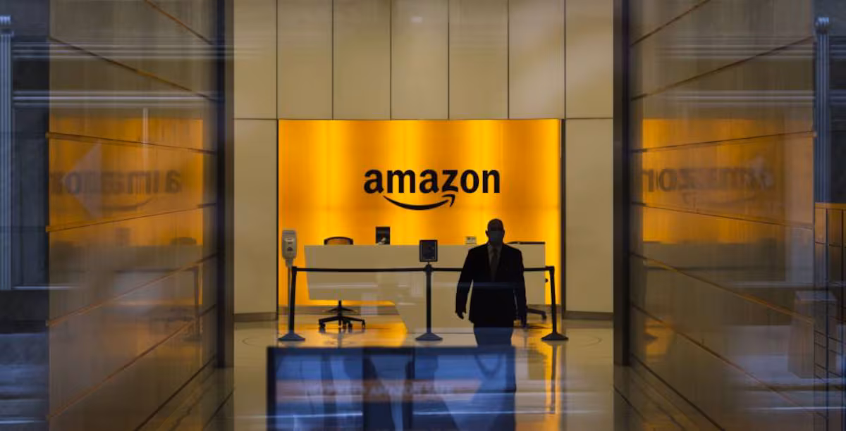 Amazon se prepara para eliminar 30,000 puestos de trabajo en su plantilla corporativa
