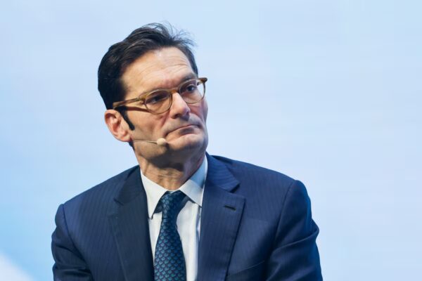 PRISA Impulsa su Eficiencia Operativa y Flujo de Caja en el Último Trimestre