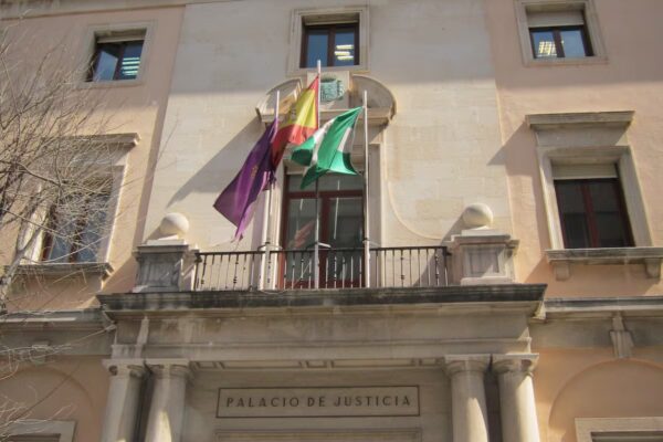 Sentencia leve para una organización que sometía a extranjeros a condiciones de semiesclavitud en Andalucía
