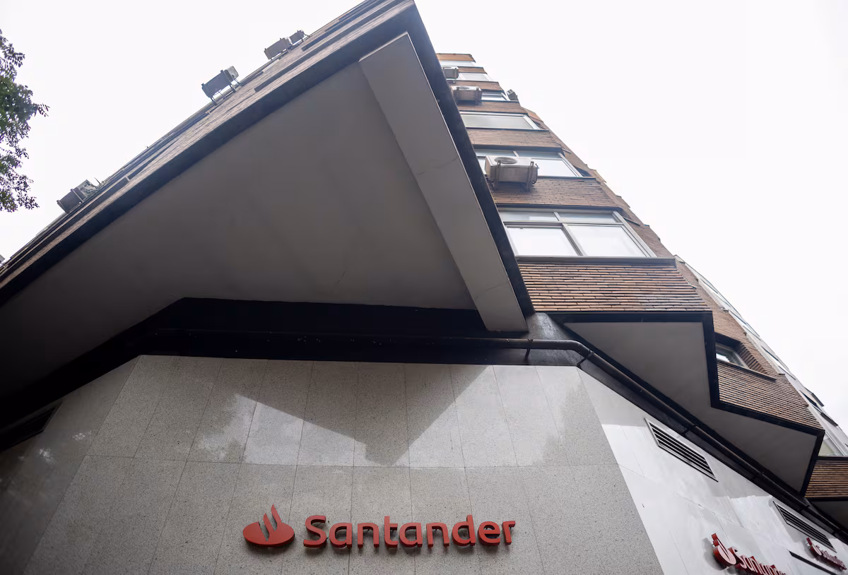 Récord Histórico de Santander: Claves de un Éxito en la Calma Bancaria