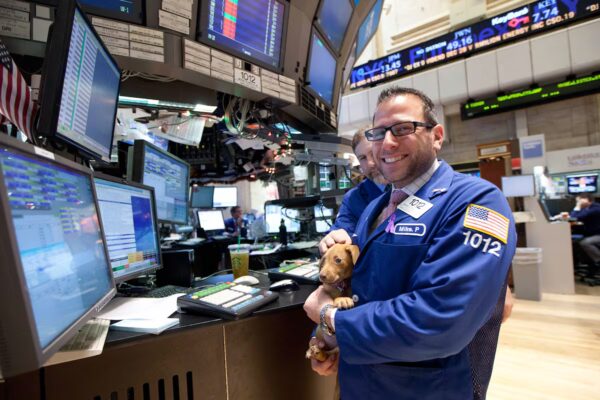 Entre el temor y la oportunidad: El desafío de invertir en una Bolsa en máximos históricos