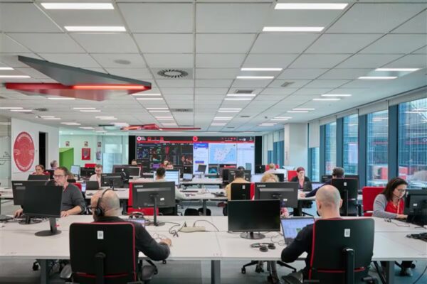 Vodafone España Lanza una Red Nacional de Ciberseguridad para Empresas y Administraciones